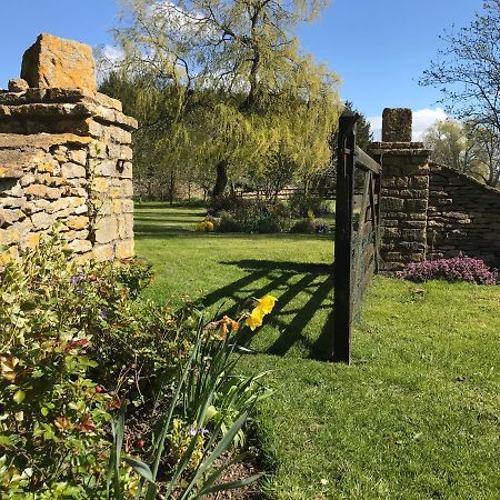 The Manor Farm Alderton Villa Chippenham  Kültér fotó